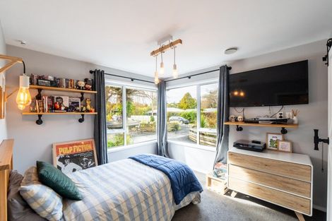 Photo of property in 10 Mahuri Road, Otatara, Invercargill, 9879