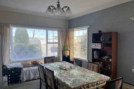 Photo of property in 4 York Street, Levin, 5510