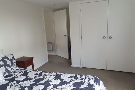 Photo of property in 32 Athena Drive, Totara Vale, Auckland, 0629