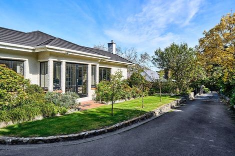 Photo of property in 68 Cheviot Road, Lowry Bay, Lower Hutt, 5013