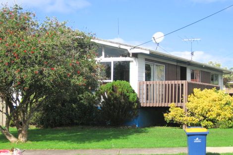 Photo of property in 318 Forest Road, Waiatarua, Auckland, 0612