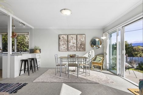 Photo of property in 670 Abel Tasman Drive, Clifton, Takaka, 7183