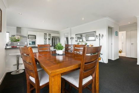 Photo of property in 12 Haden Place, Omokoroa, 3114