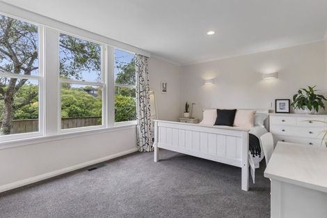 Photo of property in 21 Simla Crescent, Khandallah, Wellington, 6035