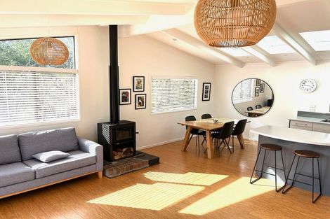 Photo of property in 54 Gledstane Road, Stanmore Bay, Whangaparaoa, 0932