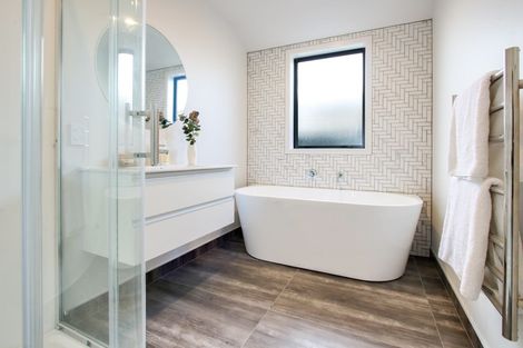 Photo of property in 15a Avenue Road, Greenmeadows, Napier, 4112