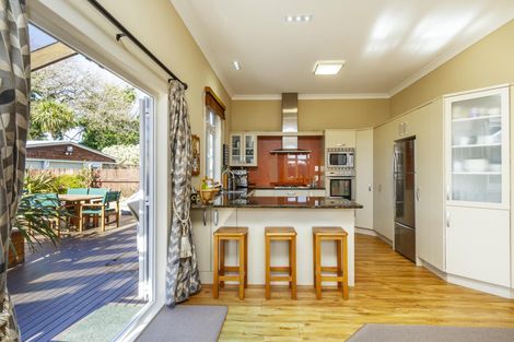 Photo of property in 7 Oxford Street, Hokowhitu, Palmerston North, 4410