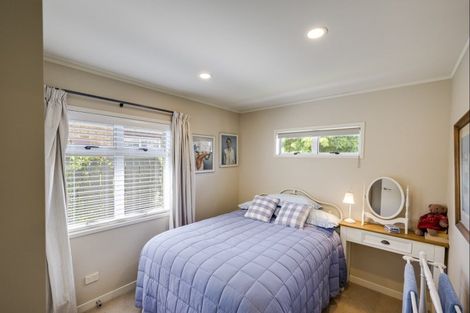 Photo of property in 28a Middle Road, Havelock North, 4130