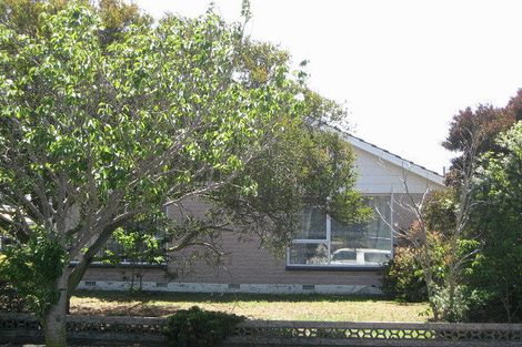 Photo of property in 63 Bickerton Street, Wainoni, Christchurch, 8061