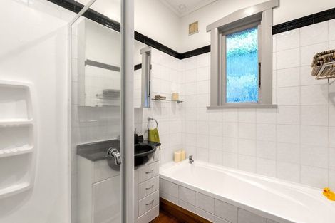 Photo of property in 450 Evans Bay Parade, Hataitai, Wellington, 6021