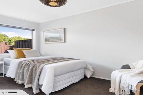 Photo of property in 2/15 Latham Avenue, Pakuranga, Auckland, 2010