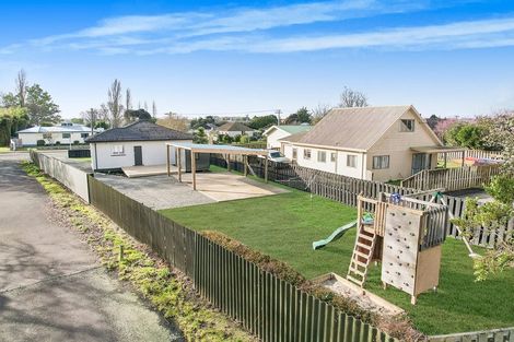 Photo of property in 35 Cureton Street, Morrinsville, 3300