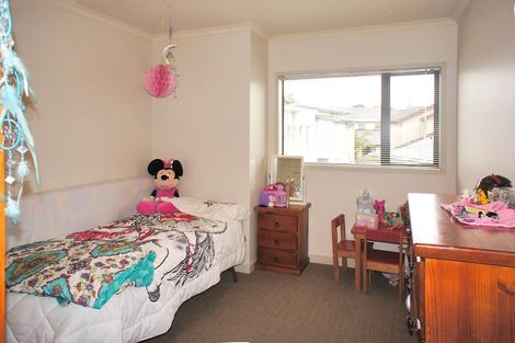 Photo of property in 17d Pakuranga Road, Pakuranga, Auckland, 2010