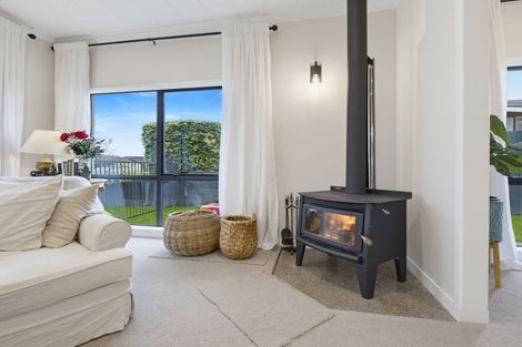 Photo of property in 15 Carter Drive, Pomare, Rotorua, 3015
