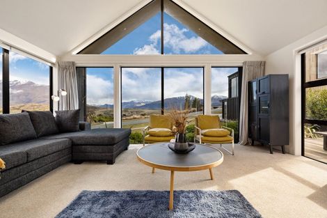 Photo of property in 35 Jacks Point Rise, Jacks Point, Queenstown, 9371