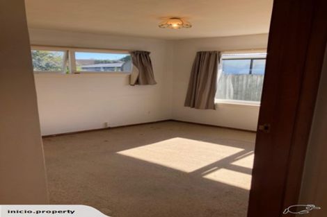 Photo of property in 14 Clipper Place, Redwood, Christchurch, 8051