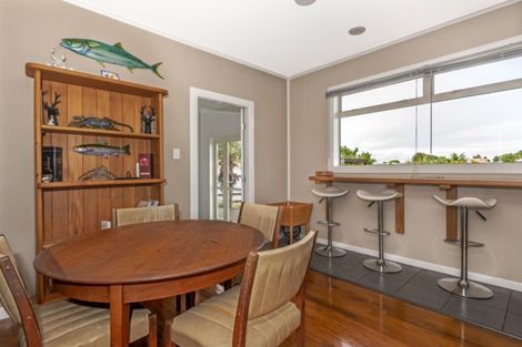 Photo of property in 50 Oak Street, Mangapapa, Gisborne, 4010