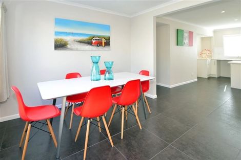 Photo of property in 40 Laurence Street, Manly, Whangaparaoa, 0930