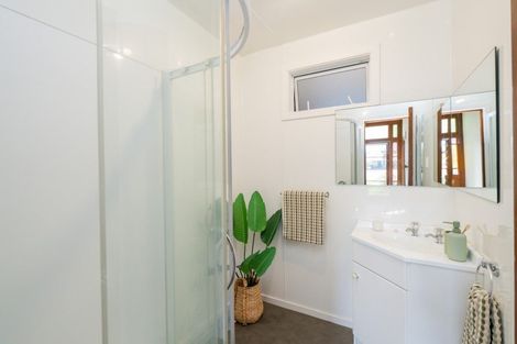 Photo of property in 11 Essex Street, Winton, 9720