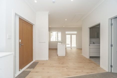 Photo of property in 58 Mortimer Terrace, Brooklyn, Wellington, 6021