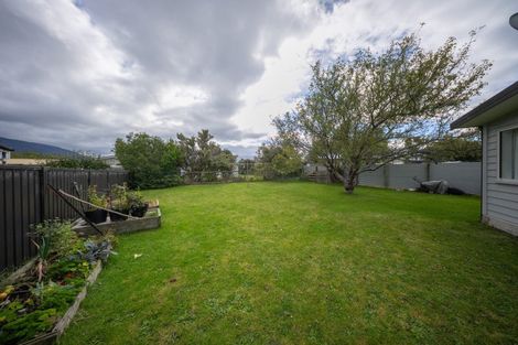 Photo of property in 21 Mackinnon Loop, Te Anau, 9600