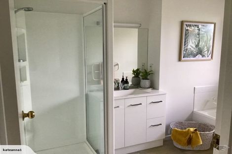 Photo of property in 1 Manahi Place, Woodend, 7610