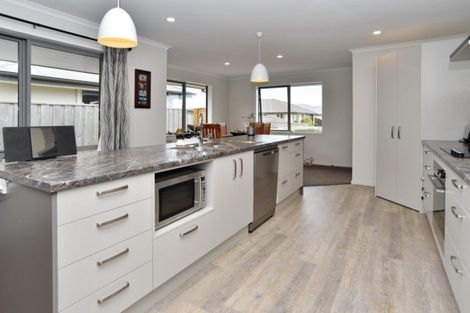 Photo of property in 7 Retallick Way, Amberley, 7410