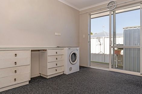 Photo of property in 27 Margaret Place, Lytton West, Gisborne, 4010