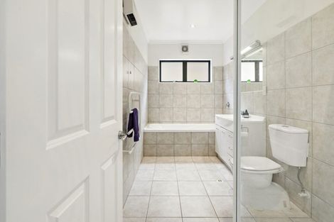 Photo of property in 63 Futuna Close, Karori, Wellington, 6012