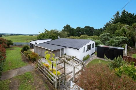 Photo of property in 1a Ropata Street, Hawera, 4610