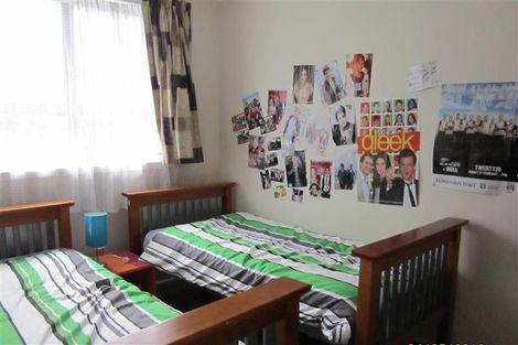 Photo of property in 1/18 Oregon Drive, Maoribank, Upper Hutt, 5018