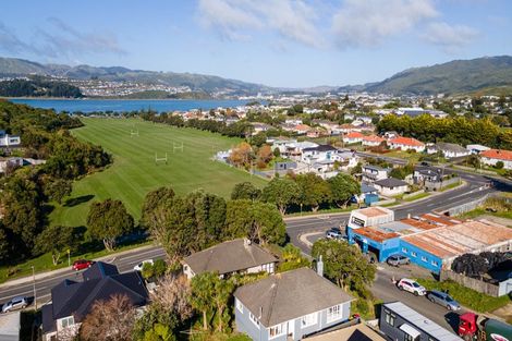 Photo of property in 37 Mana Avenue, Titahi Bay, Porirua, 5022