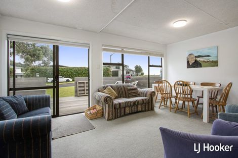 Photo of property in 13 Hinemoa Road, Waihi Beach, 3611