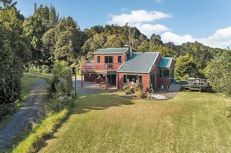 Photo of property in 1106 Russell Road, Whakapara, Hikurangi, 0184