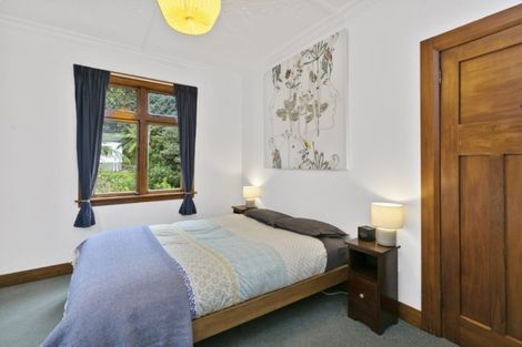 Photo of property in 79 Ngaio Gorge Road, Ngaio, Wellington, 6035