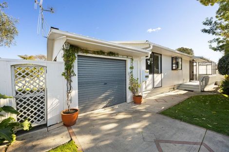 Photo of property in 1a Heath Street, St Andrews, Hamilton, 3200