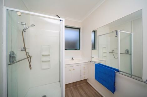 Photo of property in 16 Blake Street, Waitara, 4320