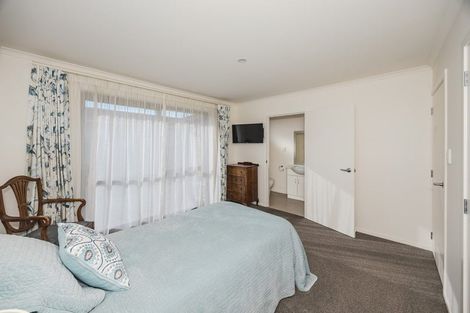 Photo of property in 6 Mersey Street, South Hill, Oamaru, 9400