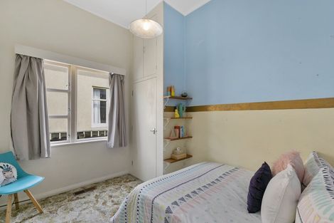 Photo of property in 142 Clyde Street, Island Bay, Wellington, 6023