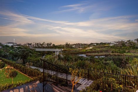 Photo of property in 14 Remuremu Street, Long Bay, Auckland, 0630