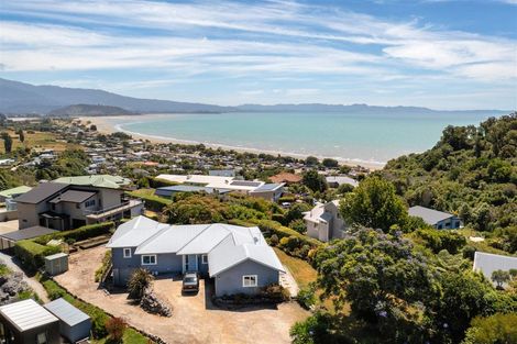 Photo of property in 52 Bay Vista Drive, Pohara, Takaka, 7183