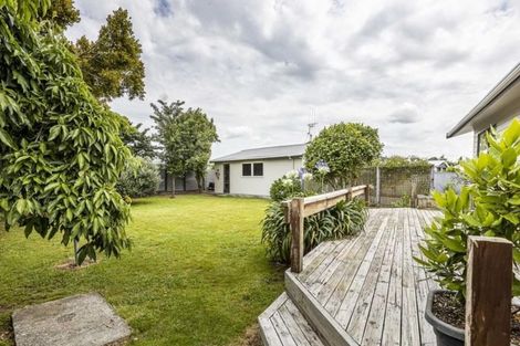 Photo of property in 18 Caroline Drive, Feilding, 4702