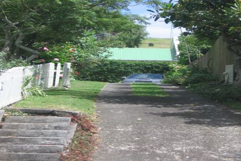 Photo of property in 17 Cambridge Terrace, Devonport, Auckland, 0624