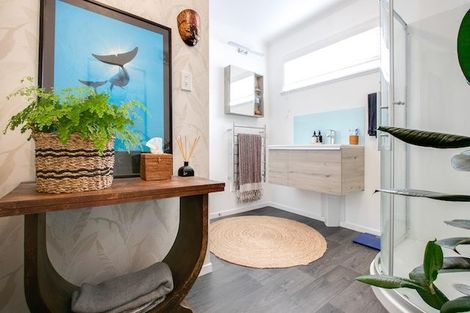 Photo of property in 10 Totara Street, Taradale, Napier, 4112