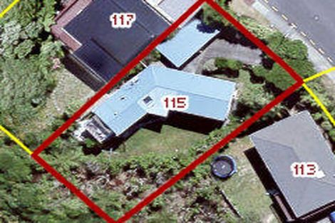 Photo of property in 115 Dowse Drive, Maungaraki, Lower Hutt, 5010