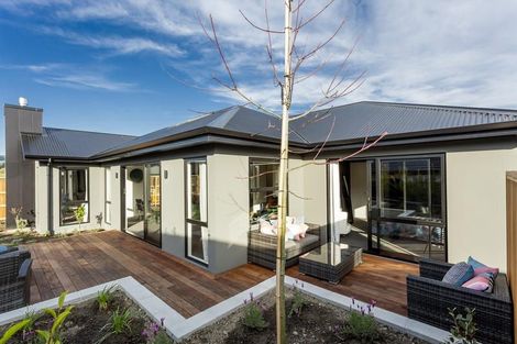 Photo of property in 16 Owhiro Avenue, Mosgiel, 9024