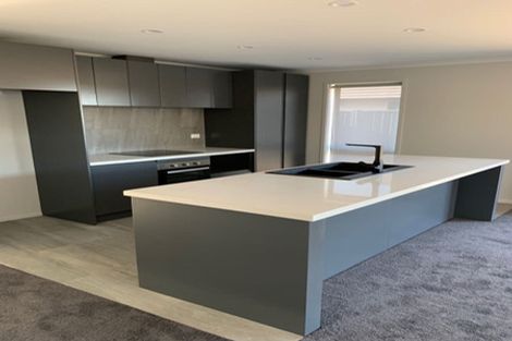 Photo of property in 9 Flack Street, Pyes Pa, Tauranga, 3112