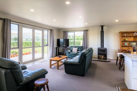 Photo of property in 15a Bovis Street, Shannon, 4821