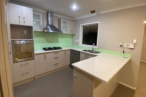 Photo of property in 37 Fratley Avenue, Farm Cove, Auckland, 2012