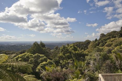 Photo of property in 19 Cascade Avenue, Waiatarua, Auckland, 0604